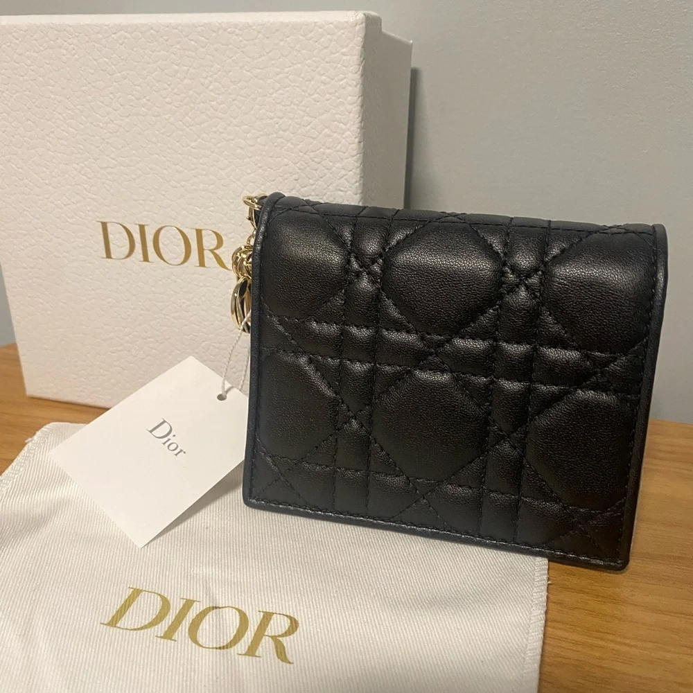 [NWT] Lady Dior Medium Quilted Wallet